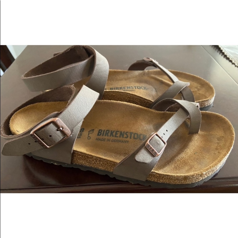 Women’s Yara footbed Birkenstock Sandal